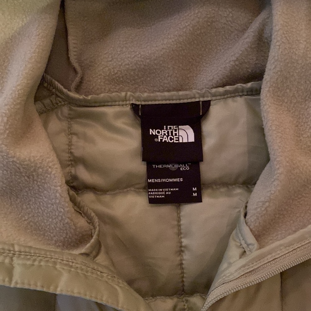 North Face Fleece Zip! Mens Medium. Super comfy - Picture 2 of 6
